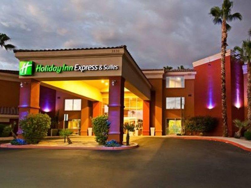 Holiday Inn Express Hotel & Suites Scottsdale - Old Town, An Ihg Hotel Exterior photo
